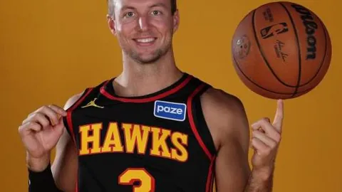 曼联今夏有意出售齐尔克泽，期待理想报价